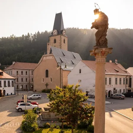 Hotel Pivovar Rozmberk